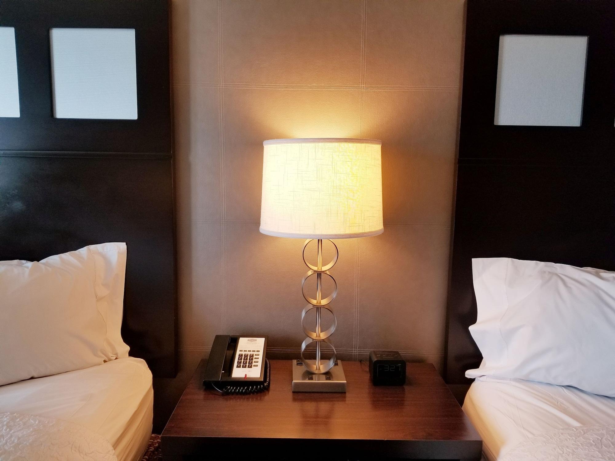 Hampton By Hilton Airport North 3*