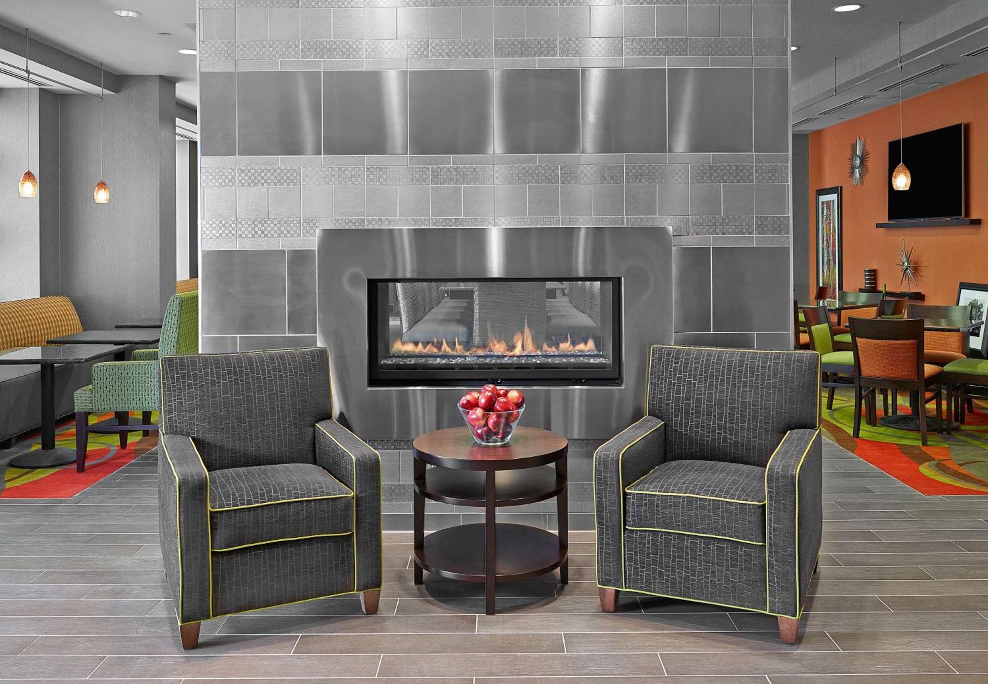 Hampton By Hilton Airport North Hotel